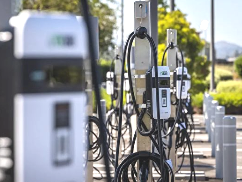 Turquie chargeant une pile électrique